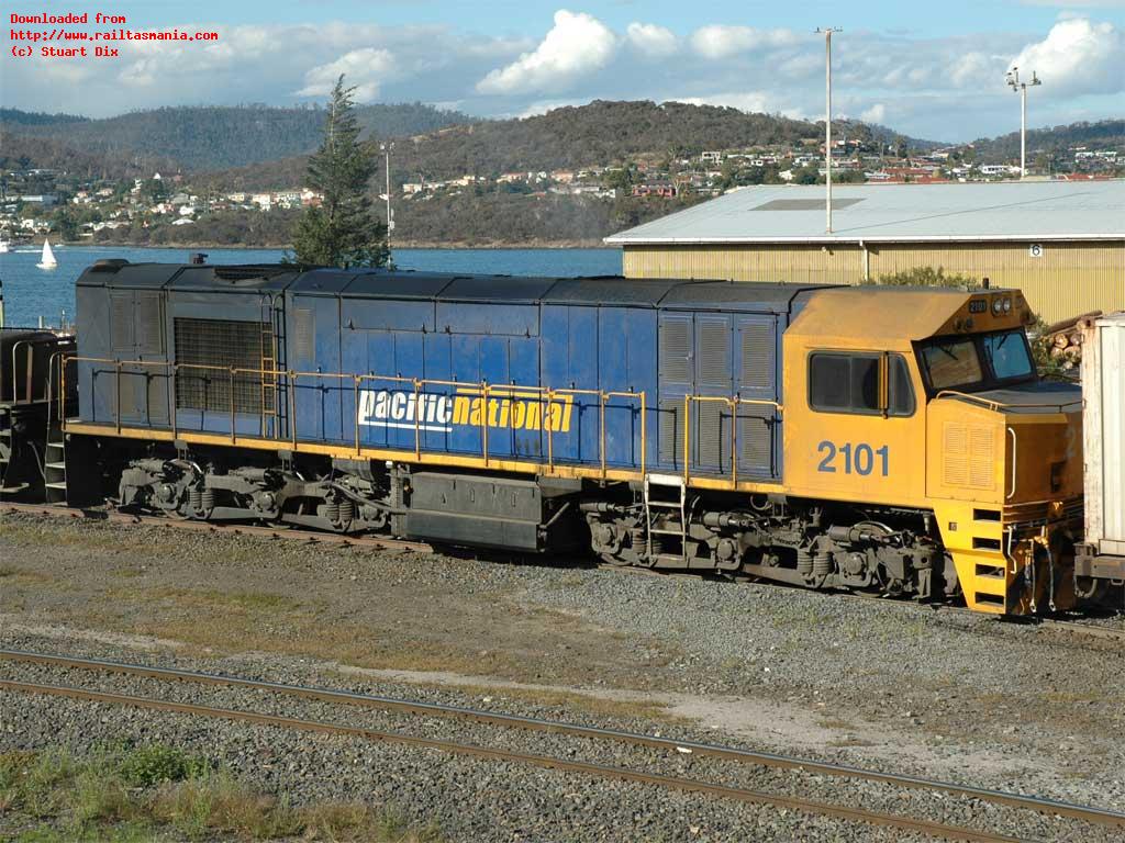 A grubby ZR2101 with PN standard blue number waits for departure on Train #36 from Hobart. March 2005