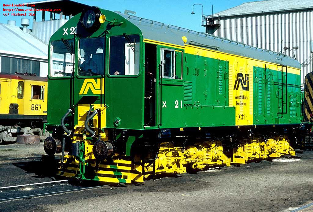 Freshly repainted into AN corporate Green, X21 sits outside the Diesel workshops in Launceston, March 1981