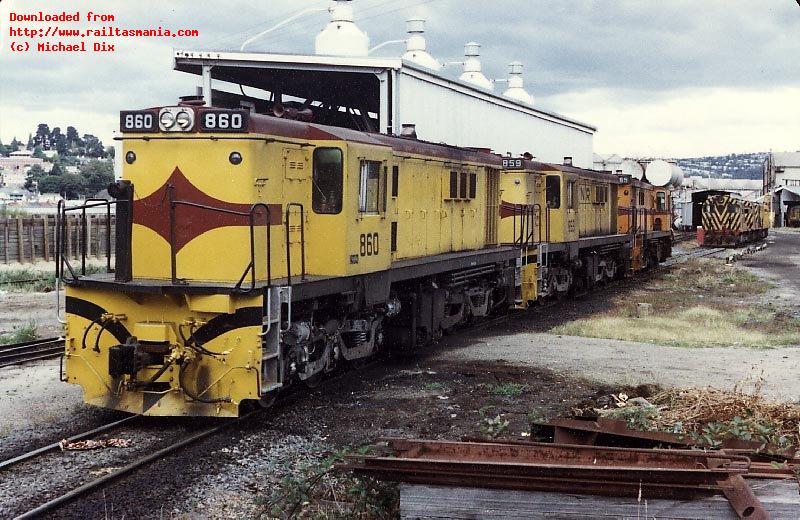 Locos 860, 859 & 865 await their next turn of duty at the old Launceston workshops, March 1981. Only three locos in Tasmania carried the yellow ANR livery, most 830 class retaining their SAR orange before eventual repainting into AN green