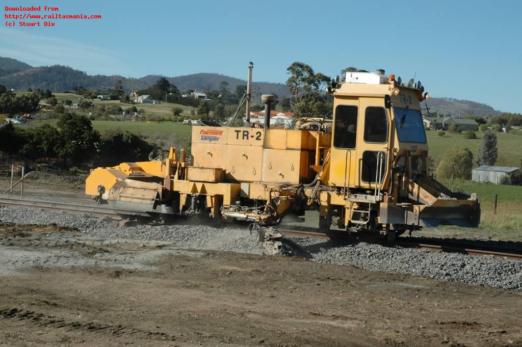 Ballast Regulator in use on new Brighton bridge approach