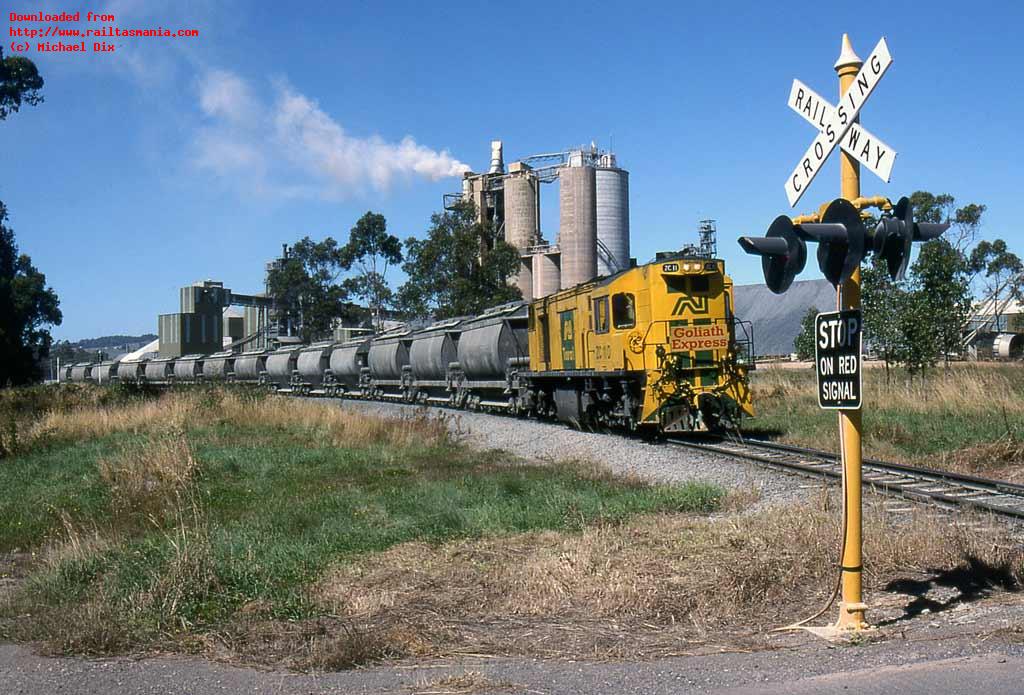 ZC11 leads the loaded cement train away from the loading silos at Railton, March 1994