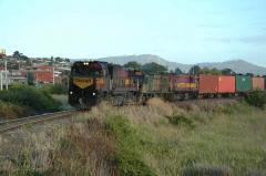 D2021 - ZR2100 - DQ2003 haul empty paper train 531 out of Bridgewater on the final leg of its journe