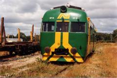DP13 ran an enthusiasts excursion from Burnie to Wiltshire in February 1993. It is pictured here on 